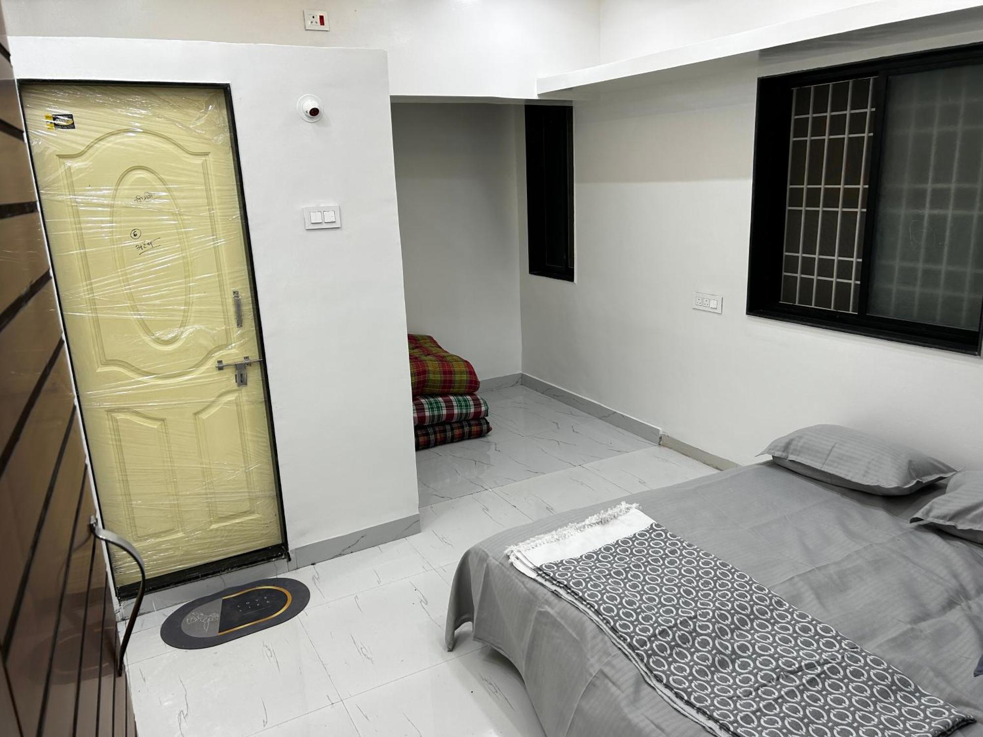 Vatavriksha Guest House,Akkalkot Akalkot Экстерьер фото