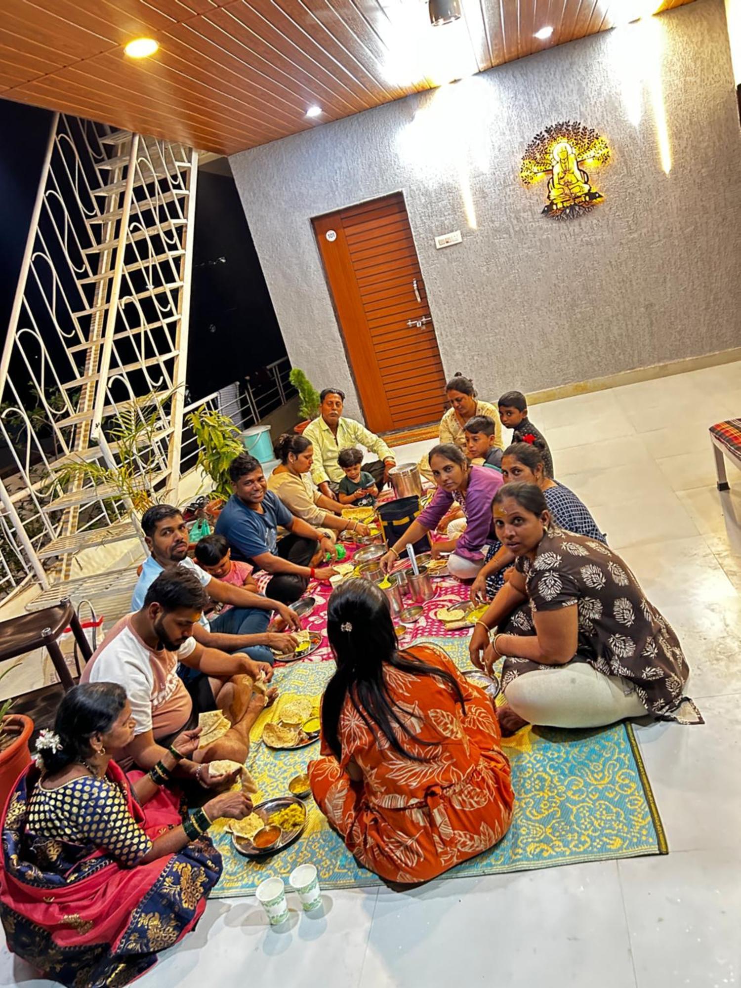 Vatavriksha Guest House,Akkalkot Akalkot Экстерьер фото