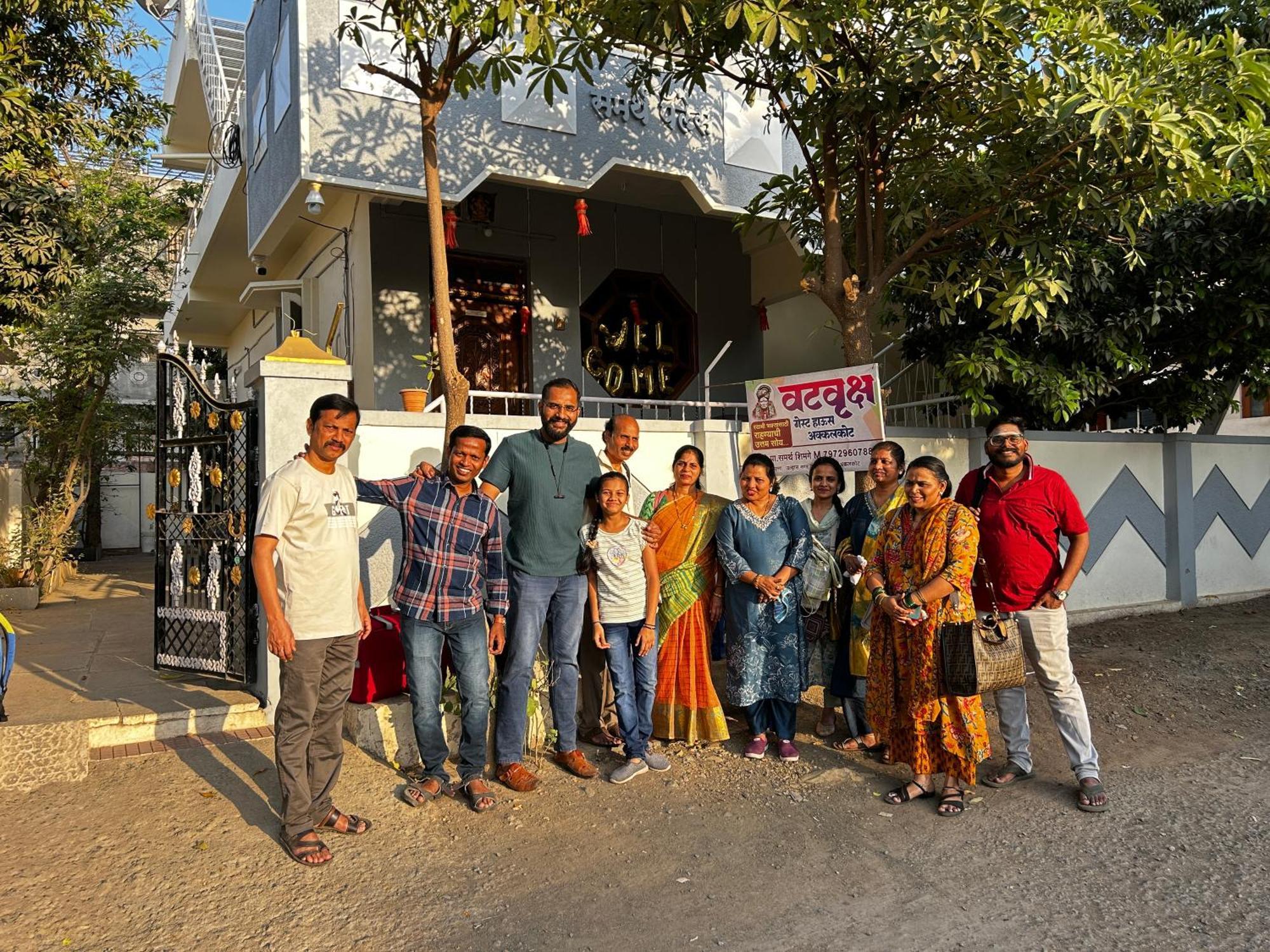 Vatavriksha Guest House,Akkalkot Akalkot Экстерьер фото